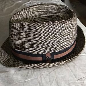 Stylish hat for men or woman